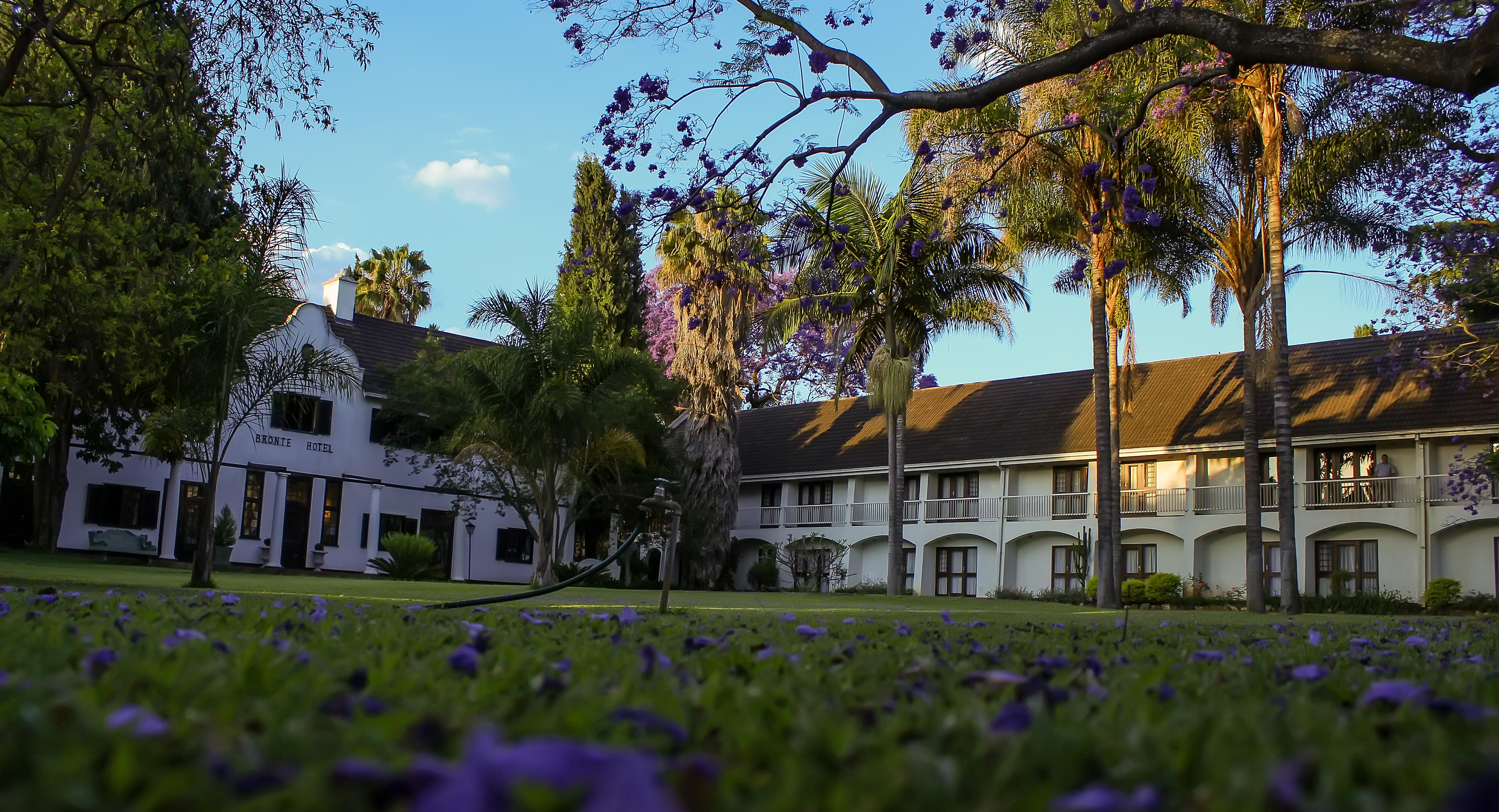 Bronte Hotel Хараре Экстерьер фото